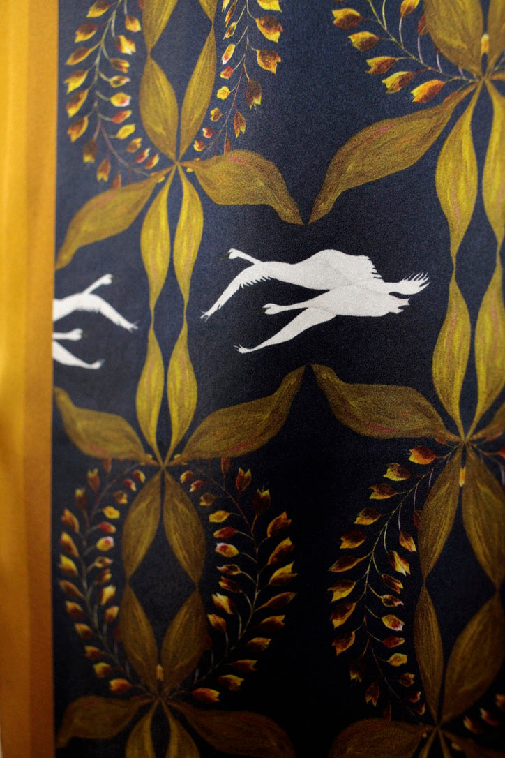 15"x75" Avriel, Navy 100% Silk