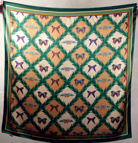 40"x40" Charlotte: Camel 100% Silk